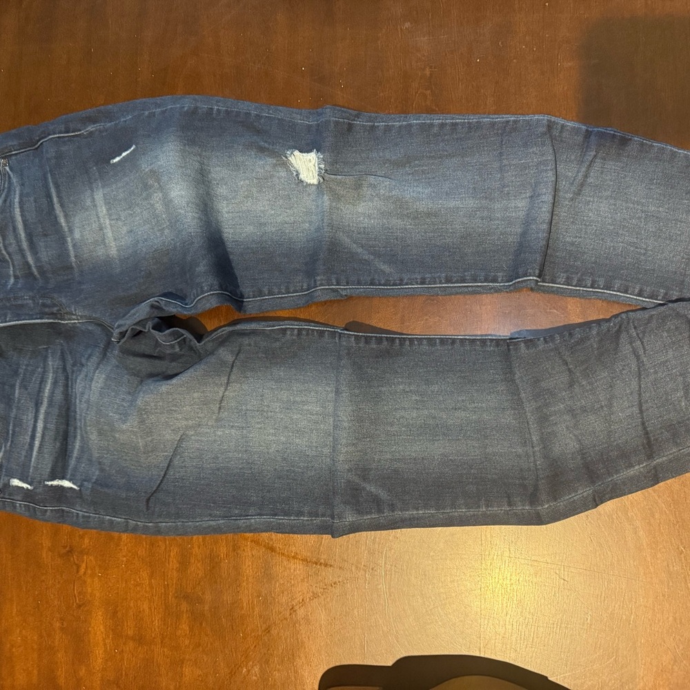 Women's Distressed Blue Skinny Jeans